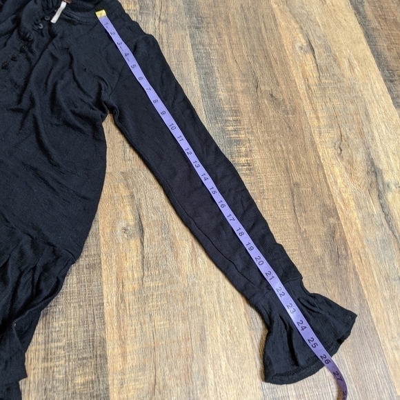 𝅺free people your girl tunic ruffled top black boho Bohemian shirt - Picture 5 of 10